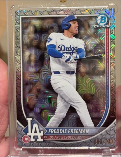 2025 Bowman Chrome #33 Freddie Freeman Mojo Refractor — front