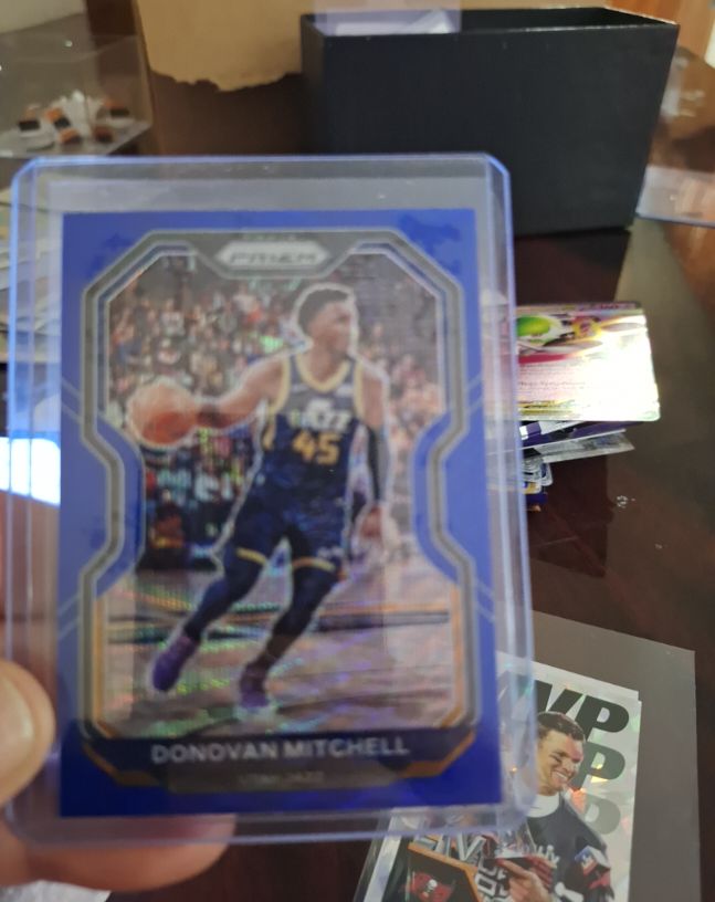 2020-21 Panini Prizm #45 Donovan Mitchell — front