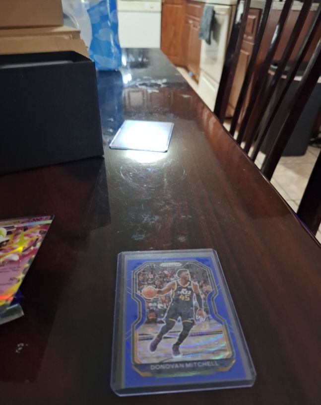 2022 Panini Mosaic #45 Donovan Mitchell — front