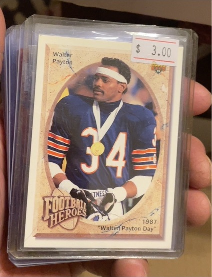 1992 Upper Deck Football Heroes #25 Walter Payton — front