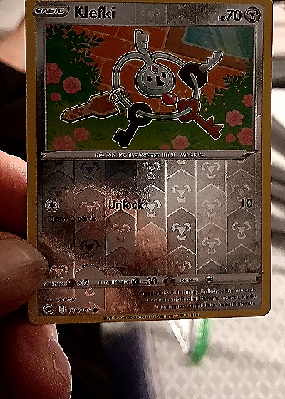 2021 Pokémon TCG Fusion Strike #186 Klefki — front
