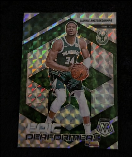 2024-25 Panini Mosaic #7 Giannis Antetokounmpo Epic Performers Silver Prizm — front
