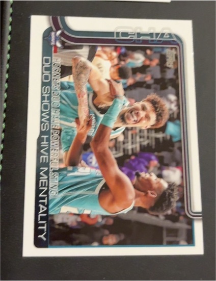 2025-26 Topps #283 Hornets Duo Have Powerful Sting: Duo Shows Hive Mentality — front