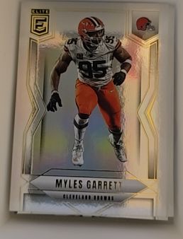 2025 Panini Donruss Elite #32 Myles Garrett — front