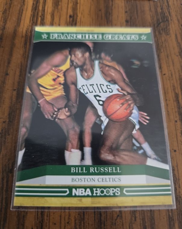 2012-13 Panini NBA Hoops Franchise Greats #7 Bill Russell — front