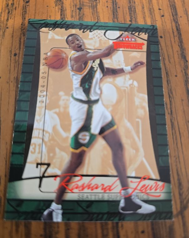 2004-05 Fleer Throwbacks #31 Rashard Lewis — front