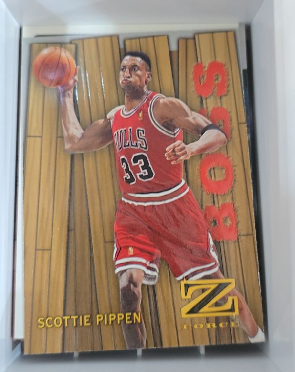 1997-98 Skybox Z-Force Boss #16 Scottie Pippen — front