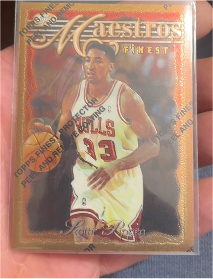 1996-97 Topps Finest Maestros #1 Scottie Pippen — front
