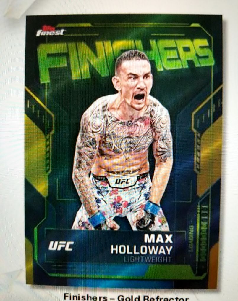 2025 Topps Finest UFC #100 Max Holloway — front