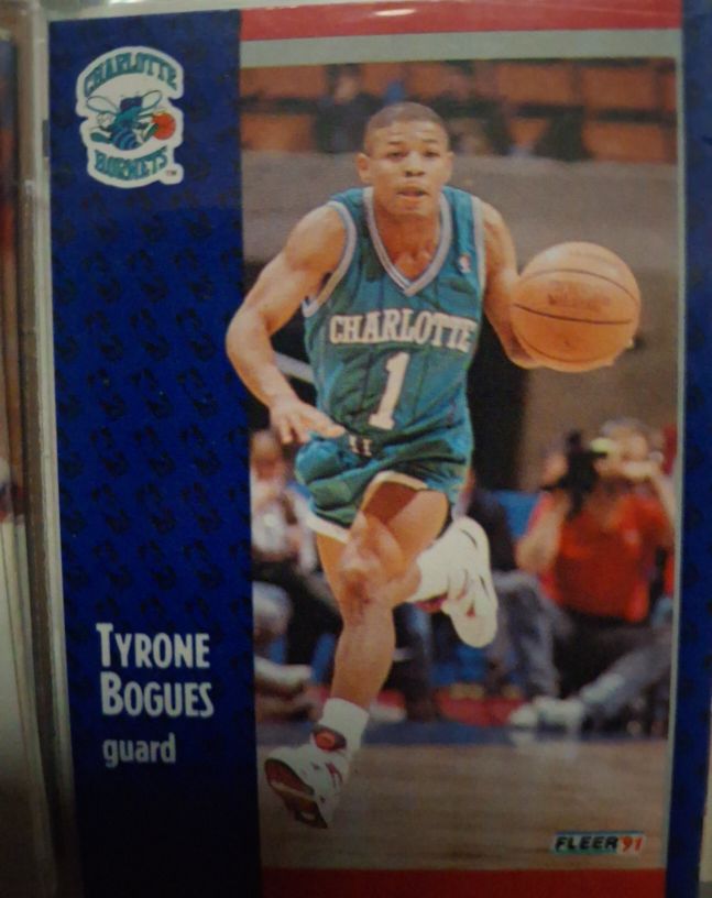 1991-92 Fleer #17 Tyrone Bogues — front