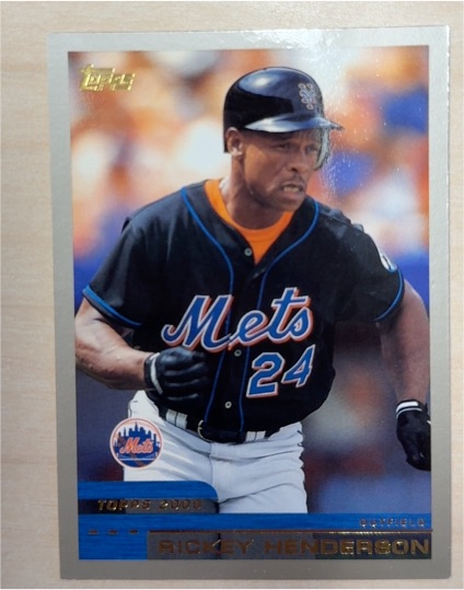 2000 Topps #104 Rickey Henderson — front