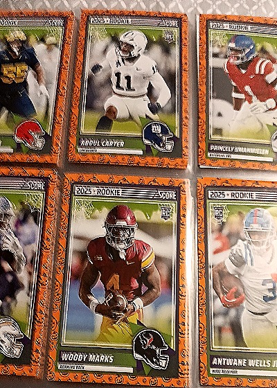 2025 Panini Score A Treat # Woody Marks — front