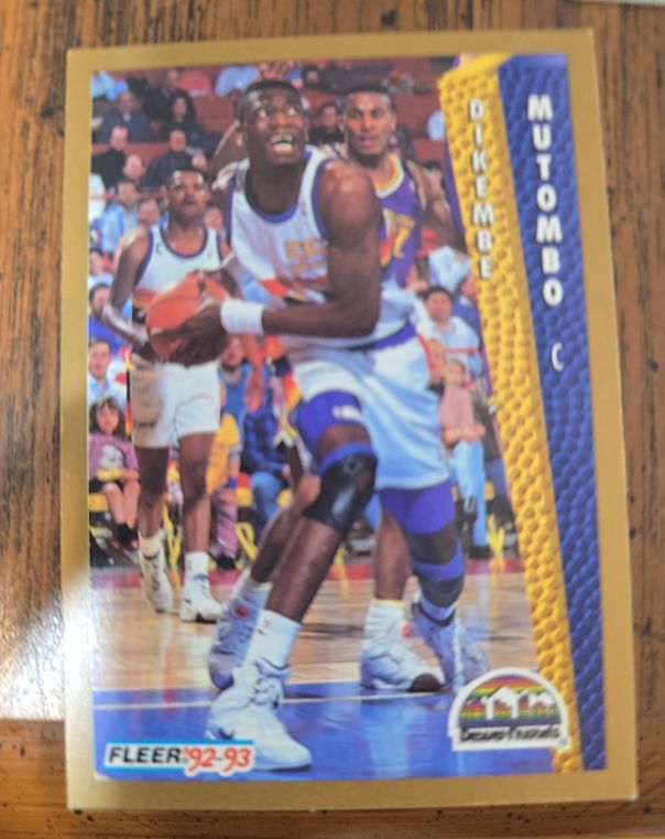 1992-93 Fleer #60 Dikembe Mutombo — front