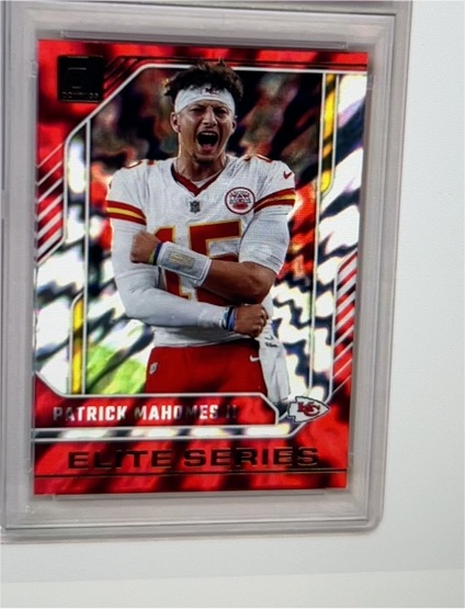 2024 Donruss #16 Patrick Mahomes II Elite Series — front