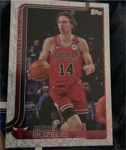 2025-26 Topps #37 Matas Buzelis — front