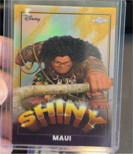 2025 Topps Disney Wonder #S-11 Maui Shiny — front