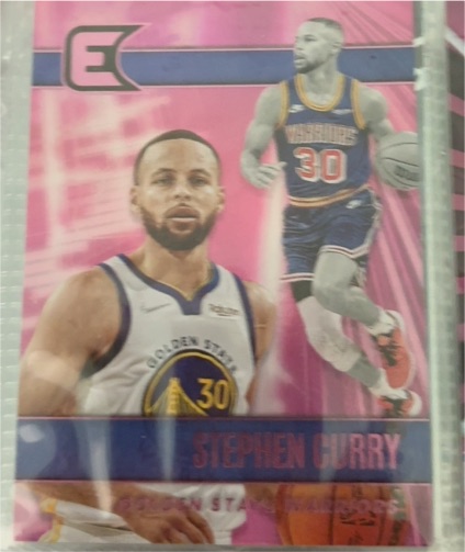2021-22 Panini Chronicles Essentials #305 Stephen Curry — front