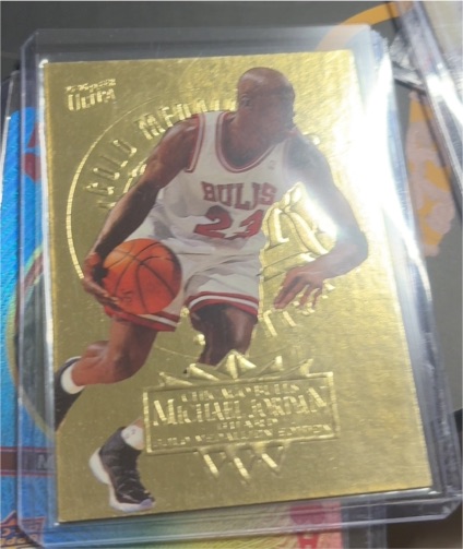 1995-96 Fleer Ultra #25 Gold Medallion Michael Jordan — front