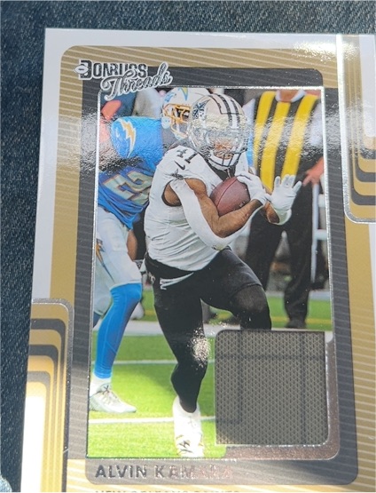 2021 Donruss Threads Alvin Kamara — front