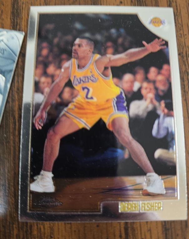 1998-99 Topps #124 Derek Fisher — front