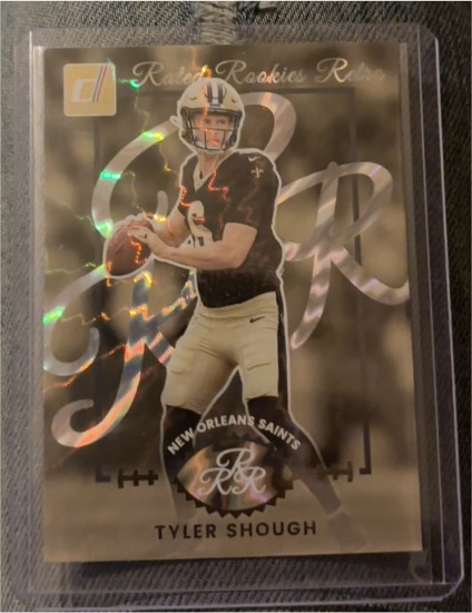 2025 Panini Donruss #14 Tyler Shough Rated Rookies Retro — front