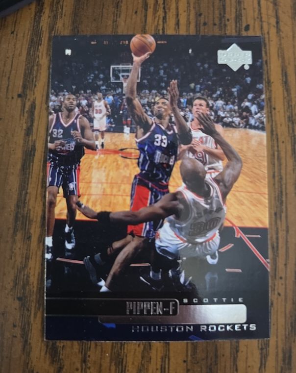 1999-00 Upper Deck #44 Scottie Pippen Houston Rockets — front