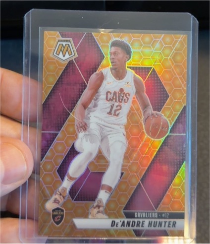 2024-25 Panini Mosaic #86 De'Andre Hunter — front