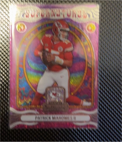 2023 Panini Supernaturals #1 Patrick Mahomes II — front