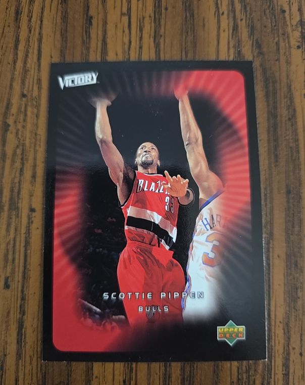 2003-04 Upper Deck Victory #79 Scottie Pippen — front
