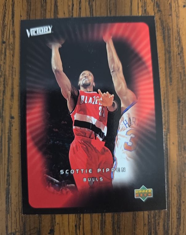 2003-04 Upper Deck Victory #79 Scottie Pippen — front