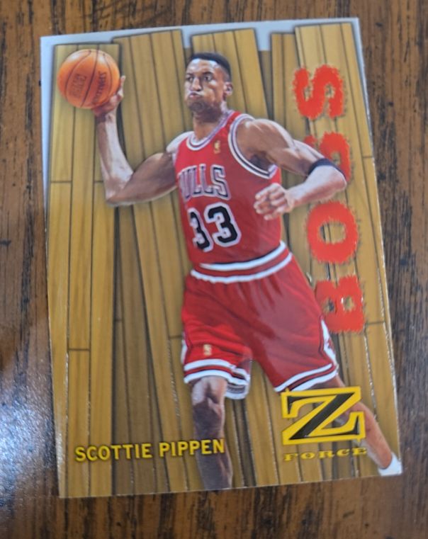 1997-98 SkyBox Z-Force Boss #16B Scottie Pippen — front