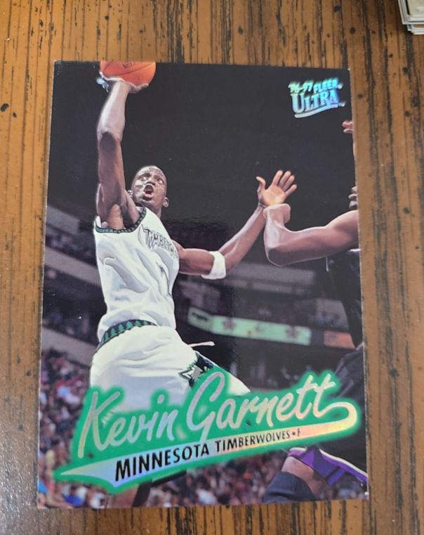 1996-97 Fleer Ultra #212 Kevin Garnett — front