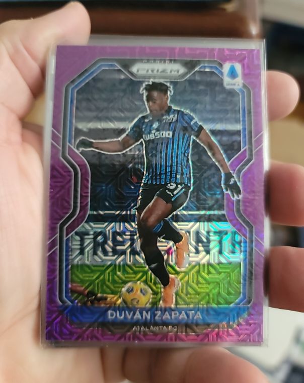 2020-21 Panini Chronicles Prizm #21 Duván Zapata — front