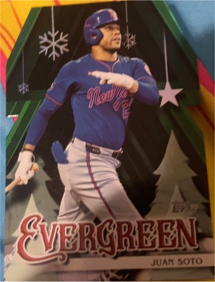 2025 Topps Holiday #E-22 Juan Soto — front