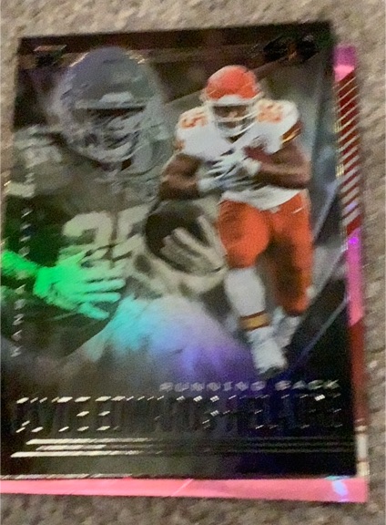 2020 Panini Illusions #15 Clyde Edwards-Helaire — front