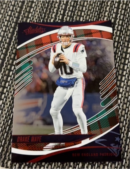 2025 Panini Absolute #79 Drake Maye — front