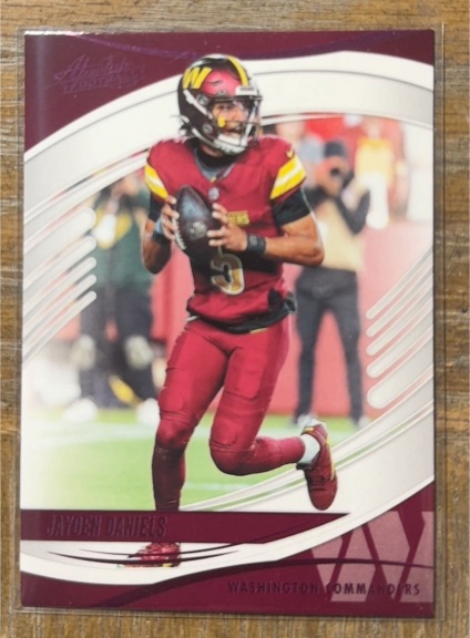 2025 Panini Absolute #44 Jayden Daniels — front