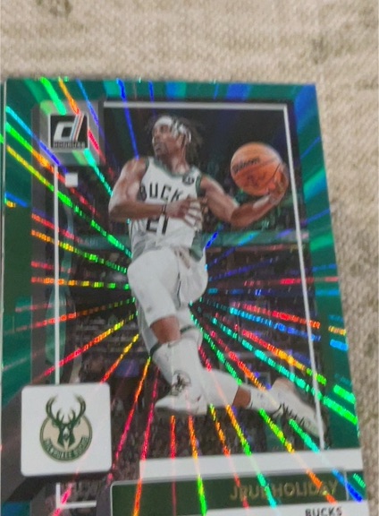 2022-23 Donruss #55 Jrue Holiday Milwaukee Bucks — front