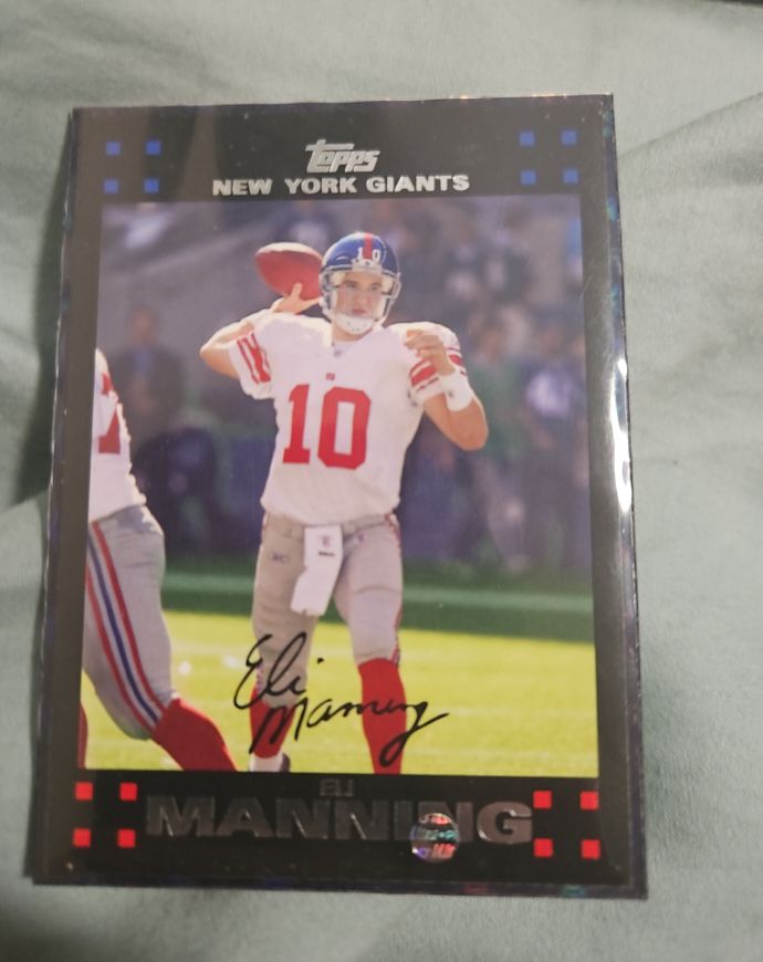 2007 Topps #30 Eli Manning — front