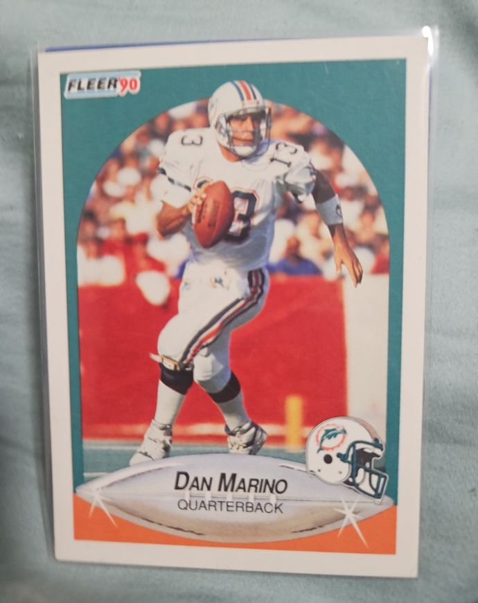 1990 Fleer #244 Dan Marino — front