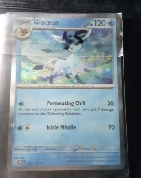 2025 Pokémon SV: Prismatic Evolutions #025 Glaceon — front