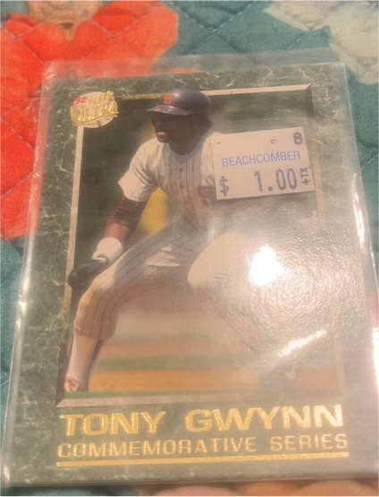 1992 Donruss #8 Tony Gwynn — front