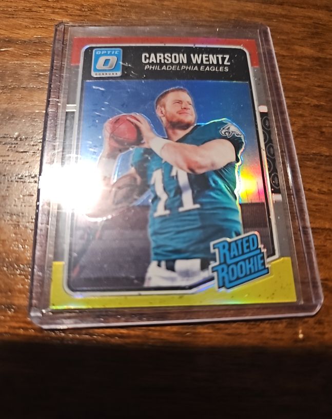 2016 Donruss Optic #156 Carson Wentz — front
