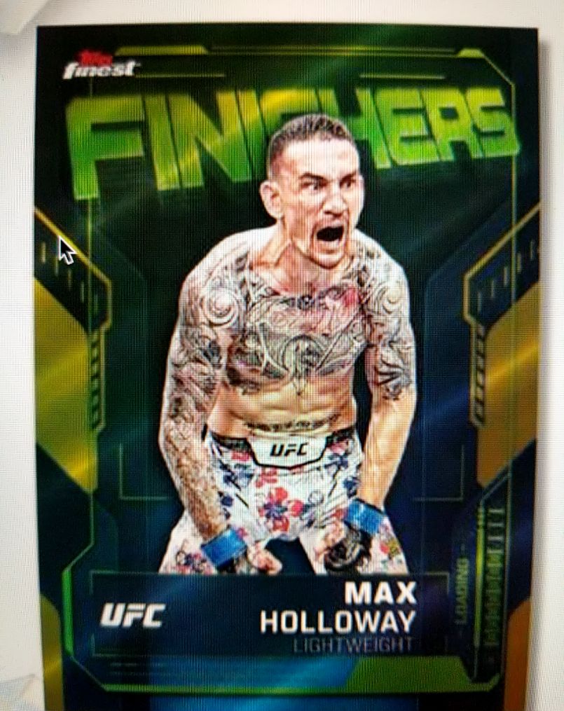 2023 Topps Finest UFC Finishers Max Holloway — front