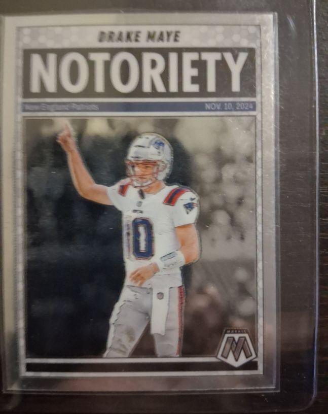 2025 Panini Mosaic #3 Drake Maye Notoriety — front