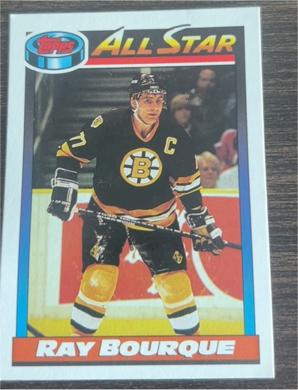 1991 Topps #261 Ray Bourque — front