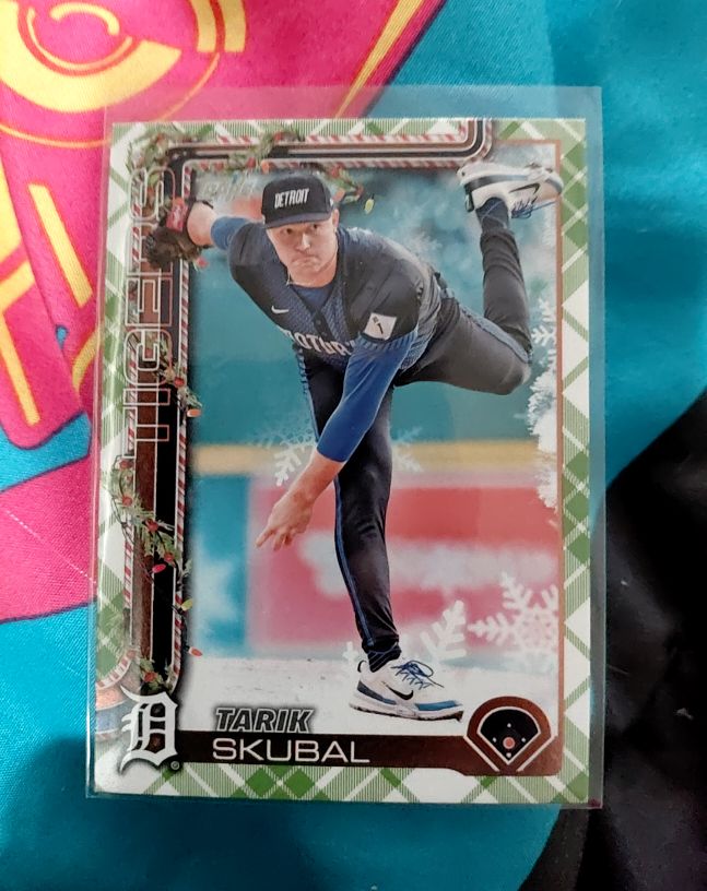2025 Topps Holiday #H74 Tarik Skubal — front
