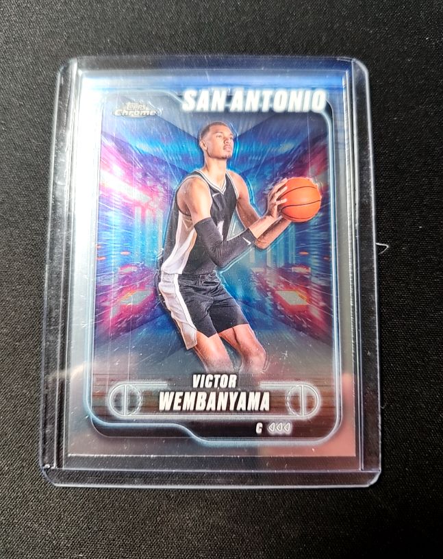 2024-25 Topps Chrome #193 Victor Wembanyama — front