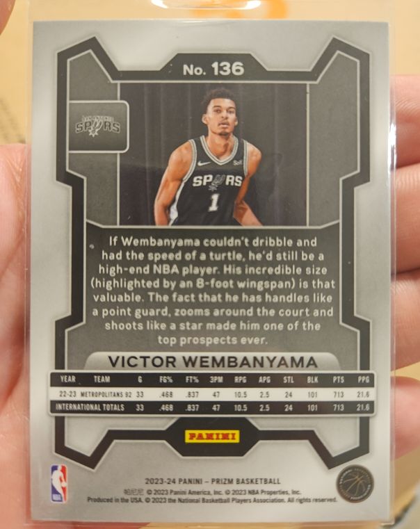 2023-24 Panini Prizm #136 Victor Wembanyama — front