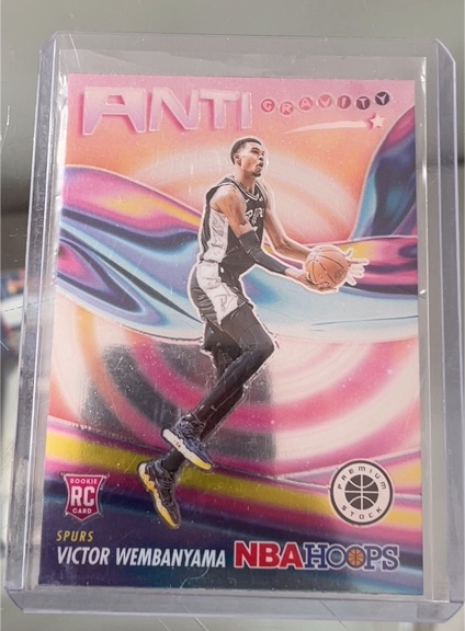 2023-24 Panini NBA Hoops Premium Stock #5 Victor Wembanyama Anti Gravity Rookie RC — front
